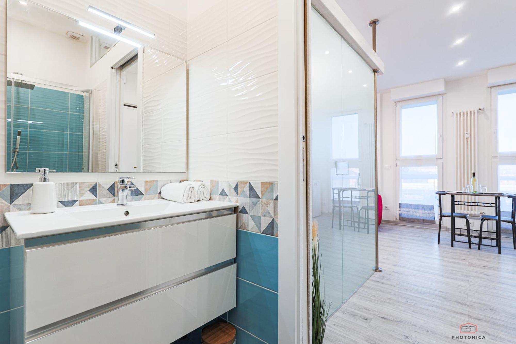 Front Station Apartment - Stazione Centrale Di ボローニャ エクステリア 写真