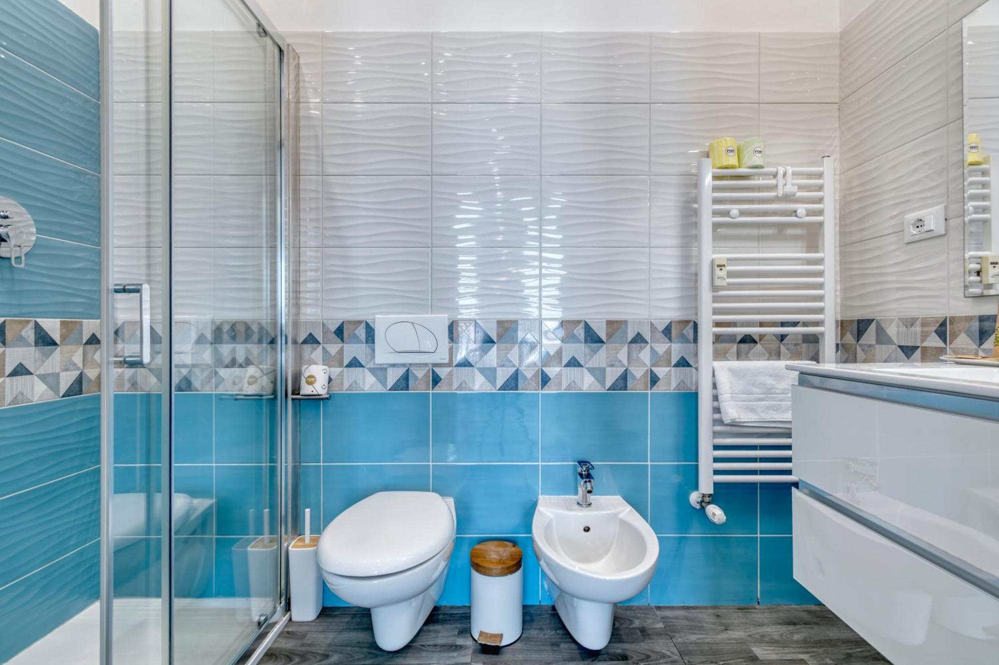Front Station Apartment - Stazione Centrale Di ボローニャ エクステリア 写真